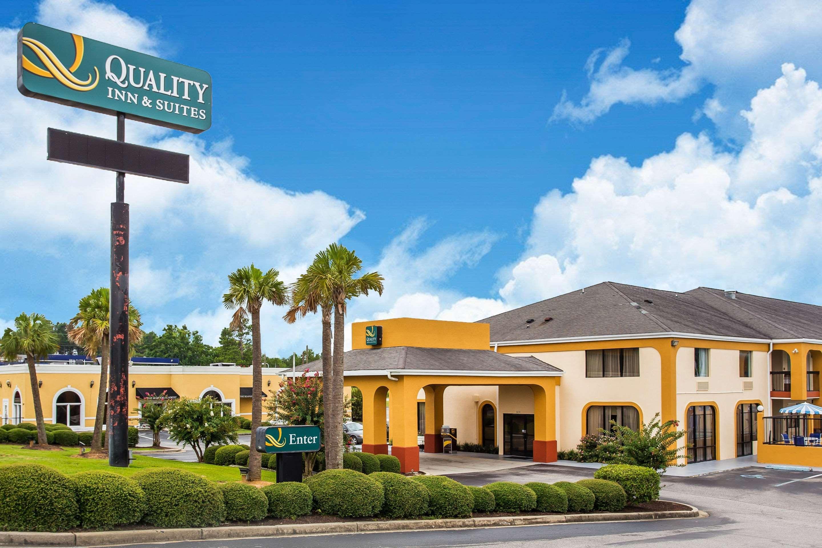 Quality Inn & Suites Orangeburg Exterior foto